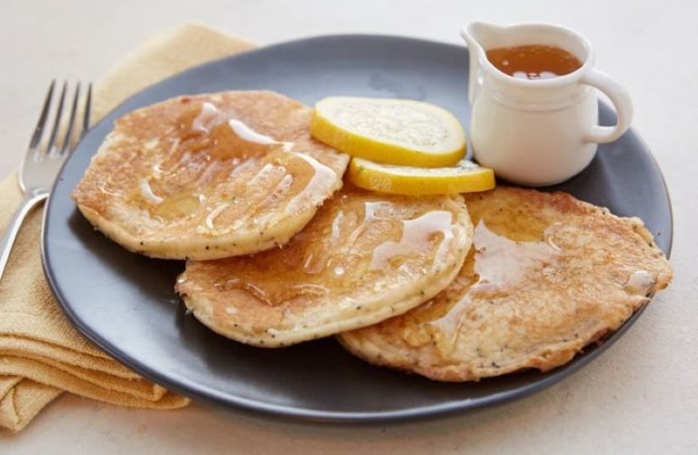 Pancakes de limón y semillas de amapola Betty Crocker Latin America